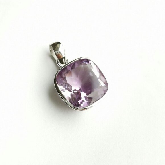 14ct Brazilian Amethyst in Sterling Silver pendant for necklace - Picture 2 of 9